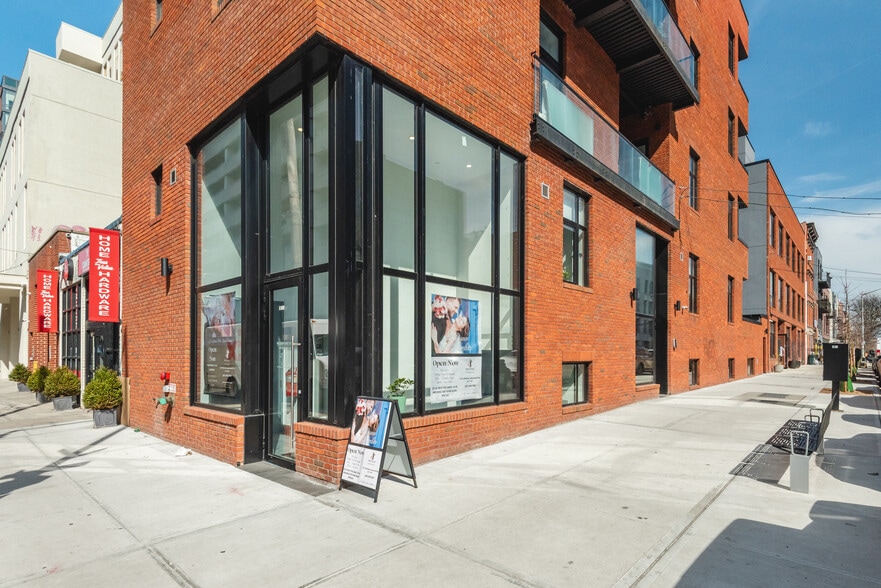 More Photos Of 5-01 47th Rd, Long Island City Apartments For Sale