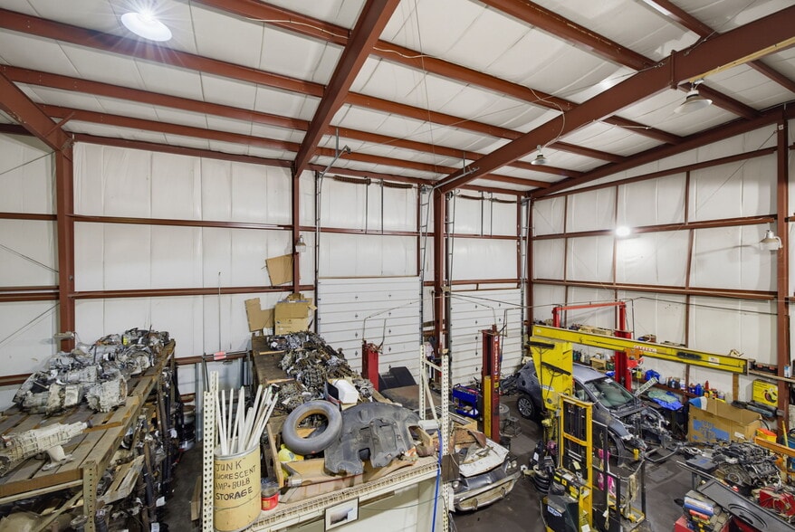 More Photos Of 428 Railroad St, Thomaston Industrial For Sale