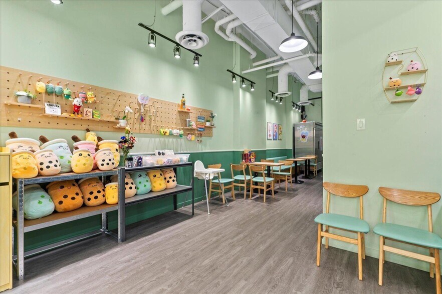 More Photos Of 33677 King Rd, Abbotsford Apartments For Sale