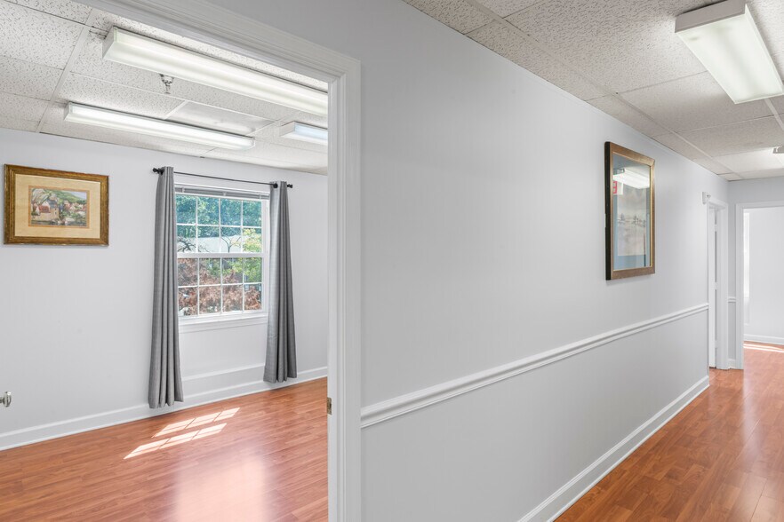 More Photos Of 5514 Alma Ln, Springfield Medical For Lease