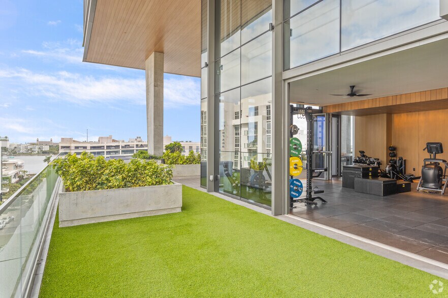 More Photos Of 300 Banyan Blvd, West Palm Beach Unknown For Sale