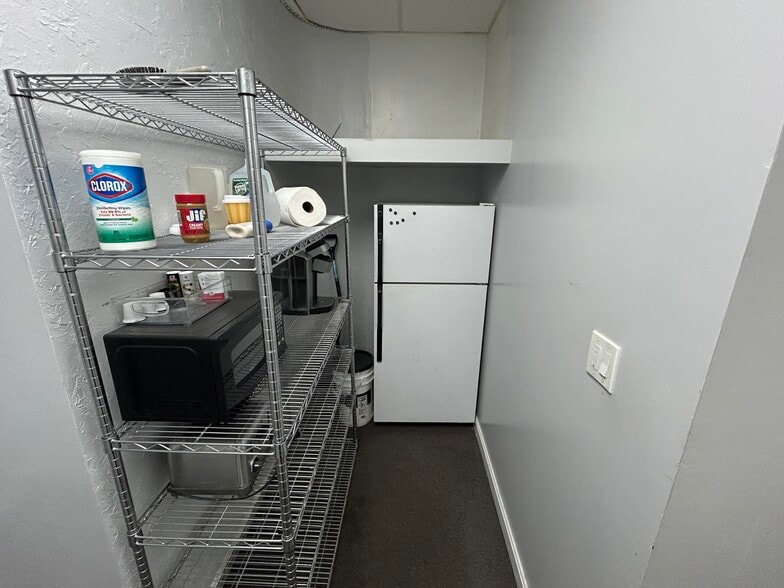 More Photos Of 491-497 Broadway, Somerville Storefront Retail Office For Lease