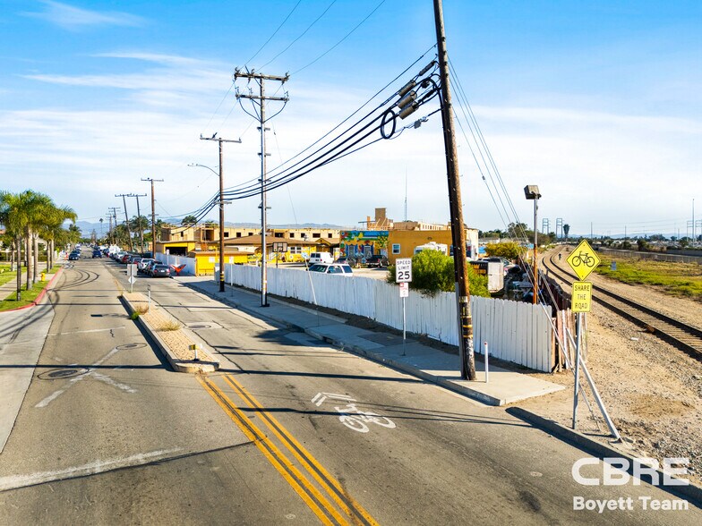 More Photos Of 5690 Cypress Rd, Oxnard Apartments For Sale