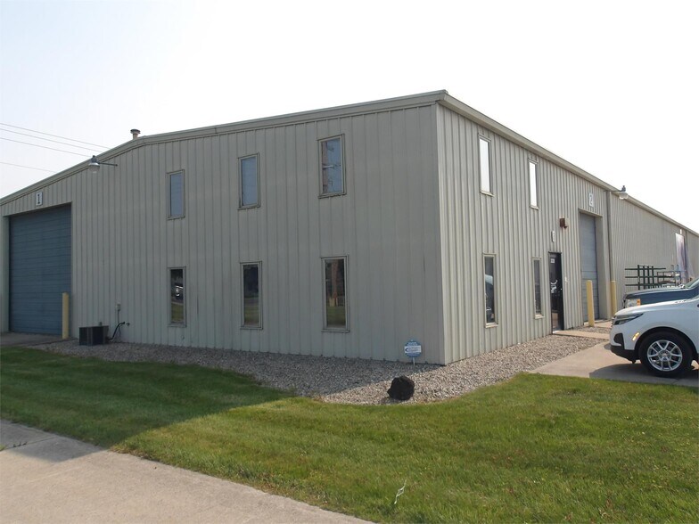 Primary Photo Of 2228 Dierdorff Rd, Goshen Manufacturing For Sale
