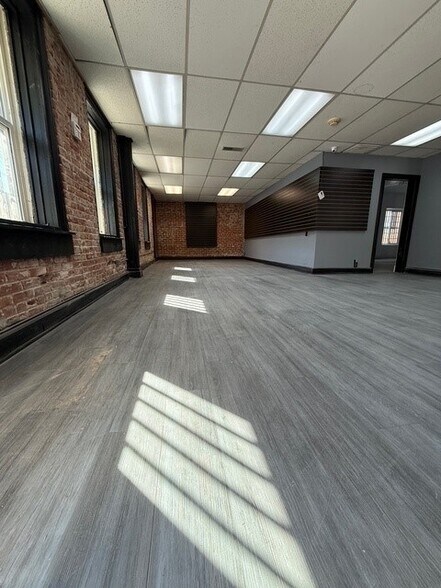 More Photos Of 4435 S Santa Fe Ave, Vernon Distribution For Lease