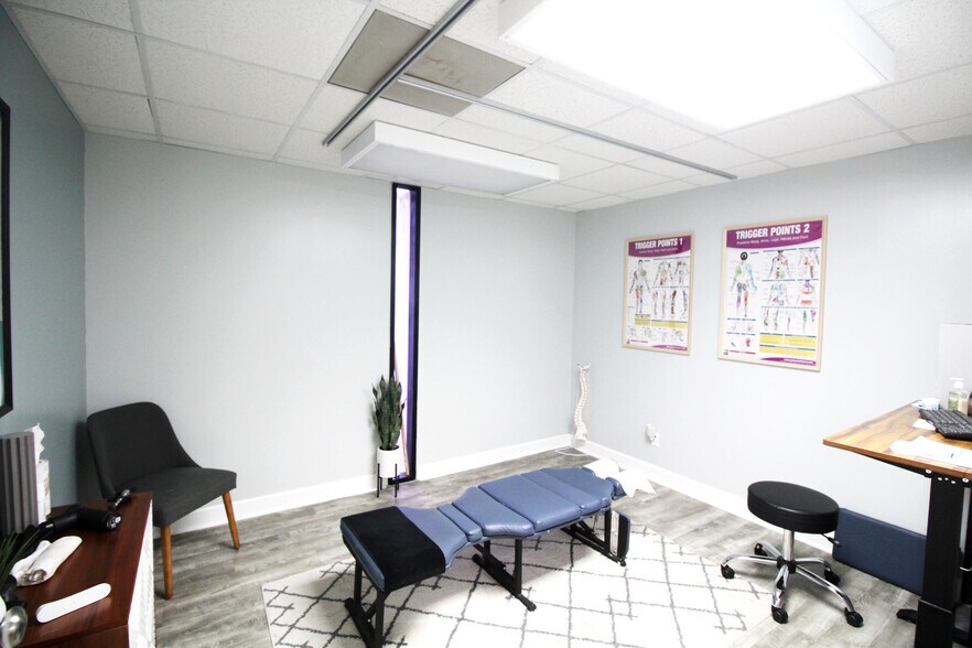 More Photos Of 9765 San Jose Blvd, Jacksonville Medical For Lease