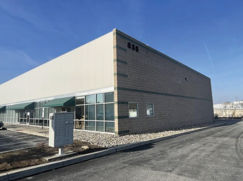 More Photos Of 835 Lincoln Ave, West Chester Light Distribution For Sale