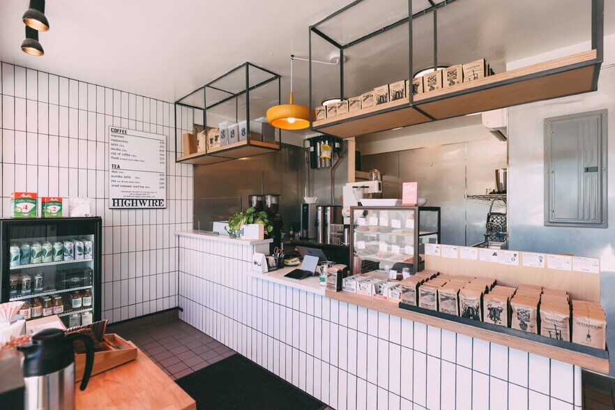 More Photos Of 1236 Park St, Alameda Storefront Retail Residential For Sale