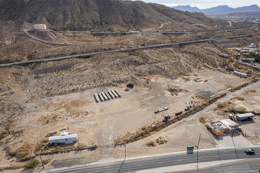 More Photos Of 575 Mcnutt Rd, Sunland Park Land For Sale