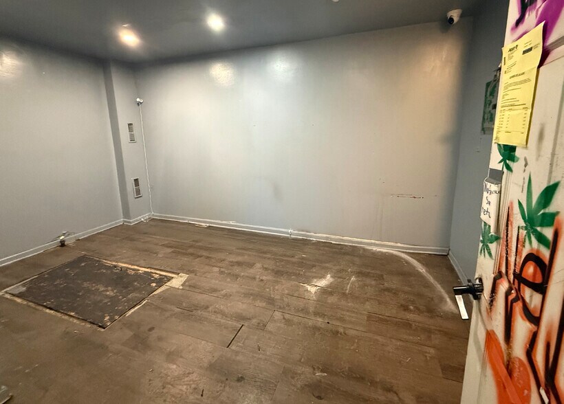 More Photos Of 2 W 125th St, New York Storefront Retail Residential For Lease