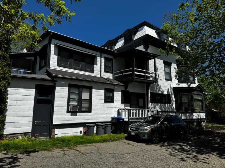 More Photos Of 111 N Normal St, Ypsilanti Apartments For Sale