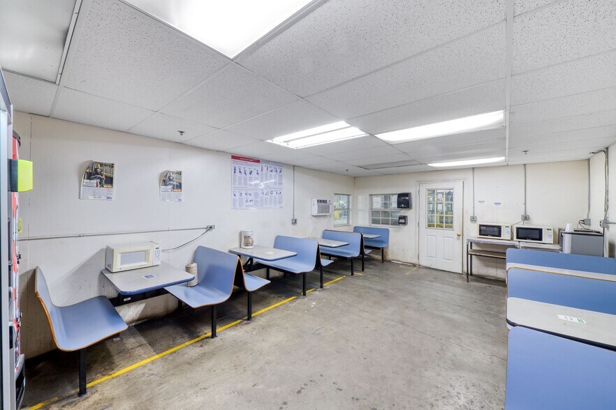 More Photos Of 3295 Dug Gap Rd, Dalton Warehouse For Sale