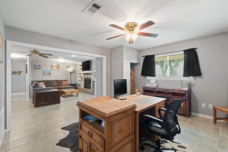 More Photos Of 2555 Straznicky Rd, Beasley Flex For Sale