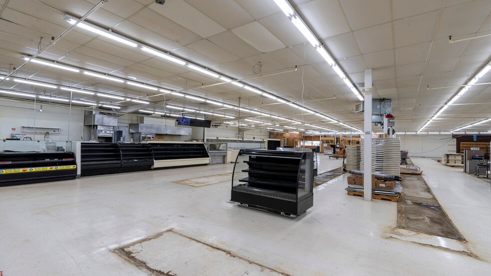 More Photos Of 2106 Valley Dr E, Miles City General Retail For Sale