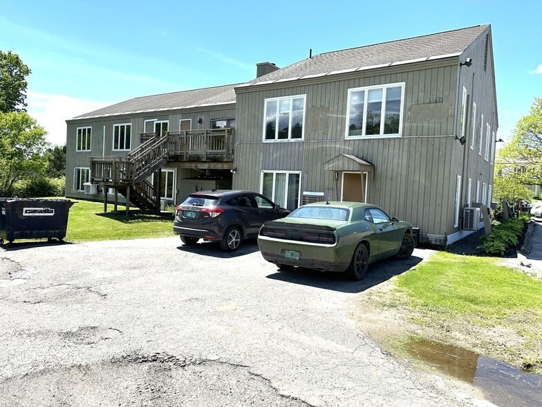 More Photos Of 198 N Main St, Rutland Office For Sale