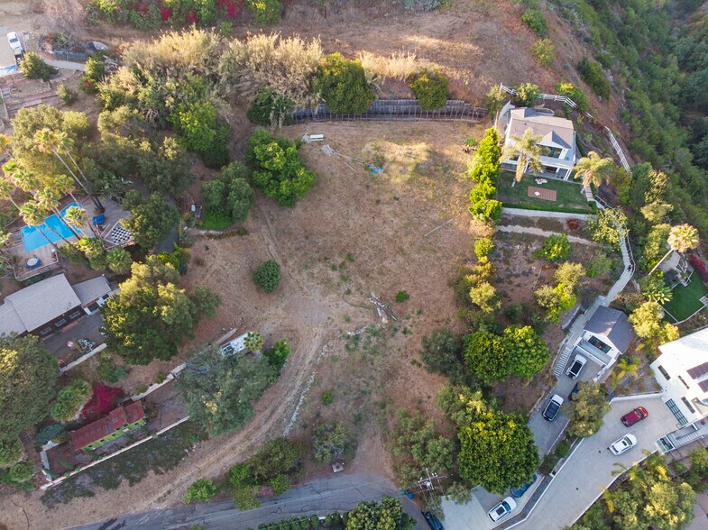 More Photos Of 26585 Ocean View Dr, Malibu Land For Sale