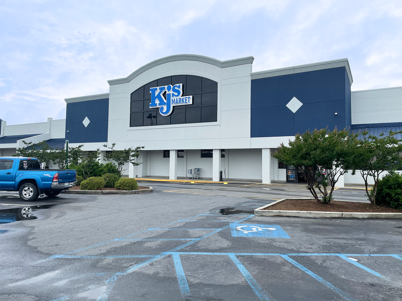 More Photos Of 1448 E Main St, Rock Hill Storefront For Lease