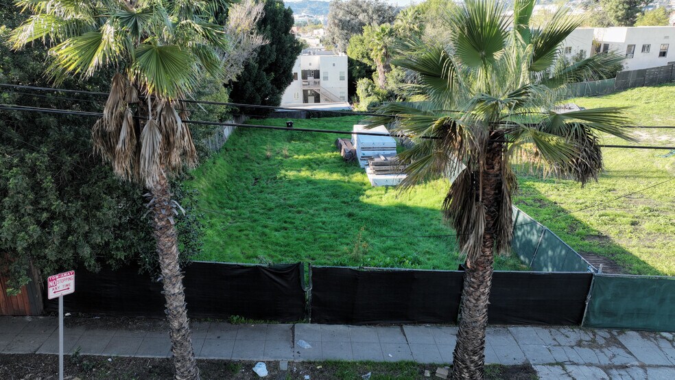 More Photos Of 823 Hyperion Ave, Los Angeles Land For Sale