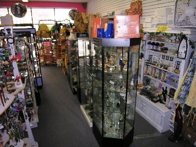 More Photos Of 3-51 Long Wharf Mall, Newport Storefront Retail Office For Lease