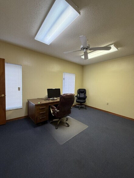 More Photos Of 1400 W Oak St, Kissimmee Medical For Sale