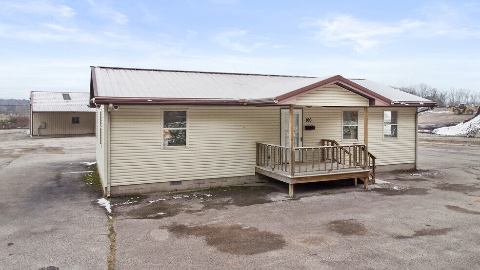 More Photos Of 100 Armco Rd, Ashland Manufacturing For Lease