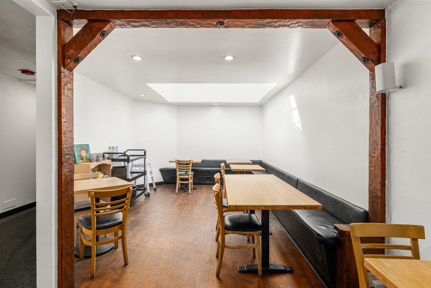 More Photos Of 110 S Pine St, Nevada City Freestanding For Lease