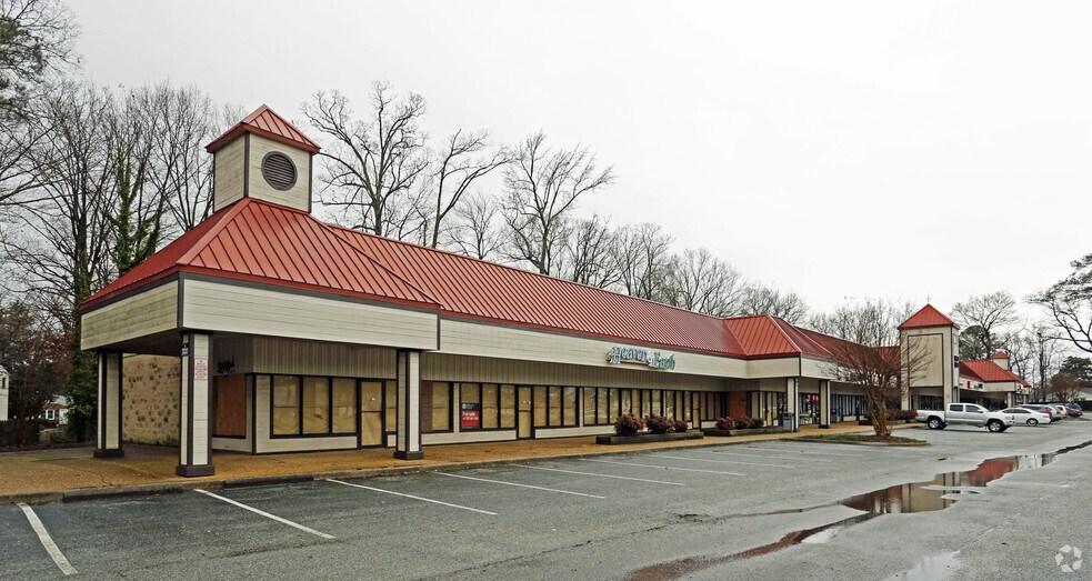 More Photos Of 470-484 Denbigh Blvd, Newport News Storefront For Lease