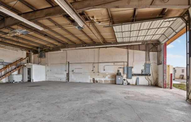 More Photos Of 3550 N Sabin Brown Rd, Wickenburg Warehouse For Sale