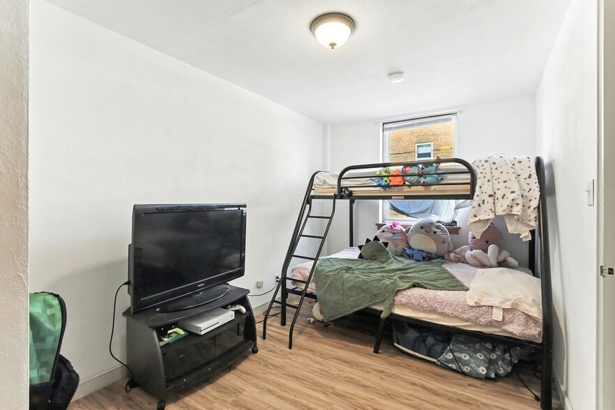 More Photos Of 2236 Pinehurst Ave, Saint Paul Apartments For Sale