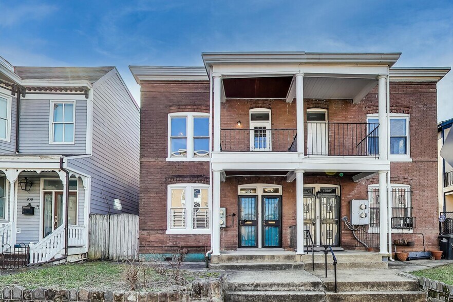 Primary Photo Of 212 Elm St NW, Washington Apartments For Sale