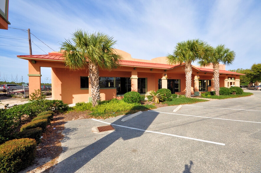More Photos Of 2303 N Ponce de Leon Blvd, Saint Augustine Unknown For Lease
