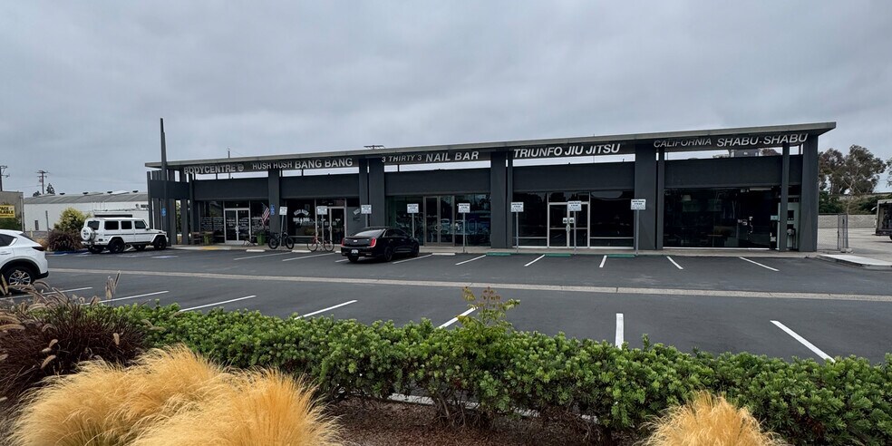 More Photos Of 801 Baker St, Costa Mesa Unknown For Lease