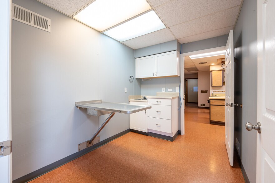 More Photos Of 5767 PA-981 Hwy, Latrobe Medical For Sale