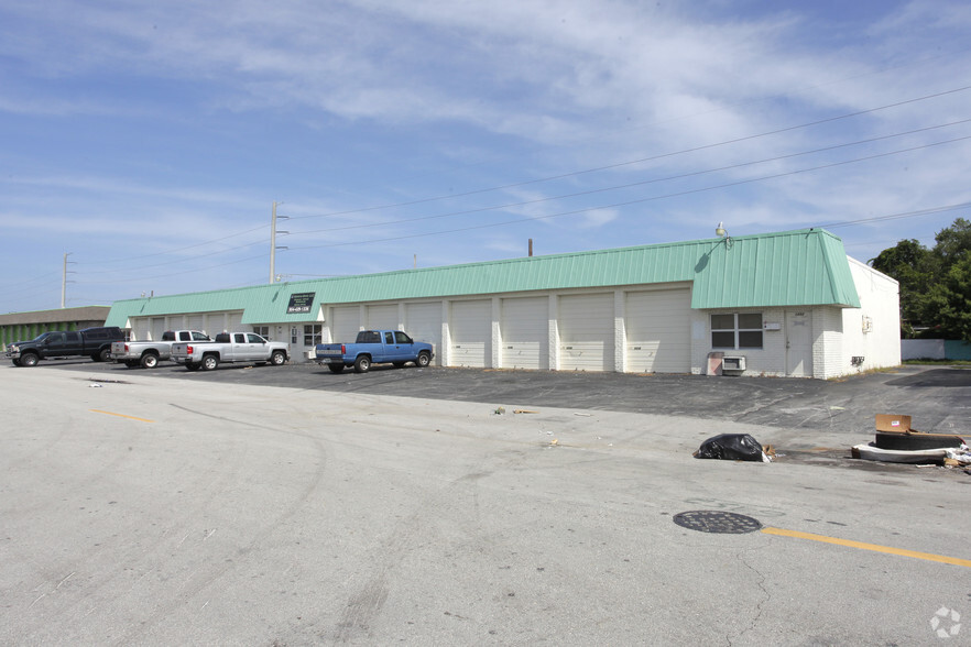 Primary Photo Of 1220-1252 SW 1st Way, Deerfield Beach Warehouse For Lease