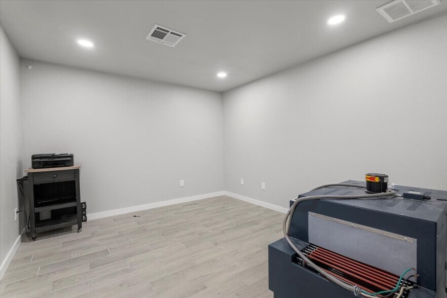 More Photos Of 865 County Road 446, Rockdale Warehouse For Sale