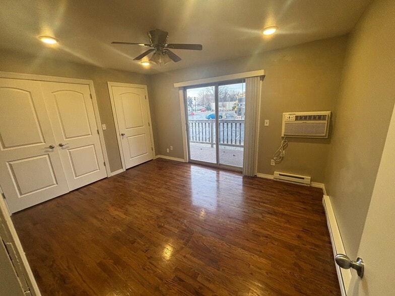 More Photos Of 1747 Oakdale Ave, Green Bay Apartments For Sale