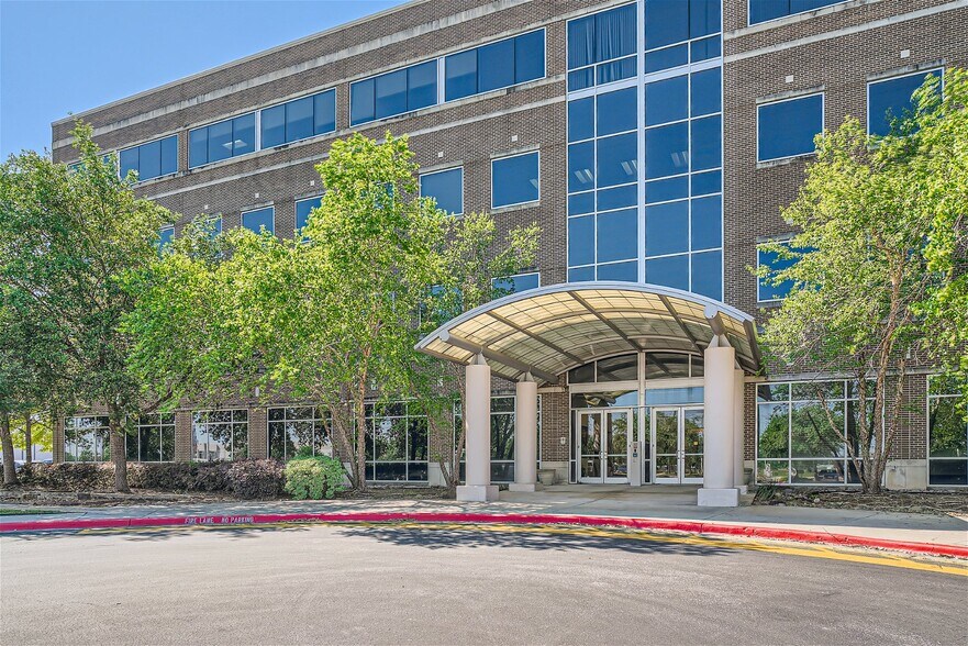 More Photos Of 1310 Rankin Rd, Houston Office For Lease