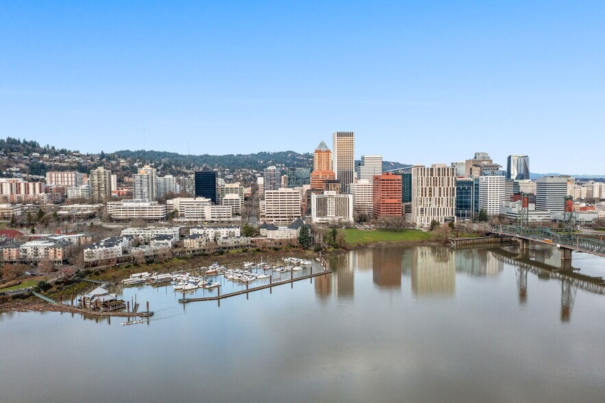 More Photos Of 309 S Montgomery St, Portland Restaurant For Sale