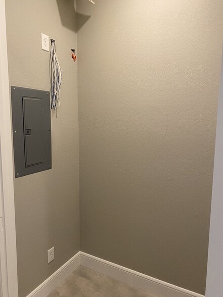 More Photos Of 18510 Green Land Way, Houston Medical For Lease