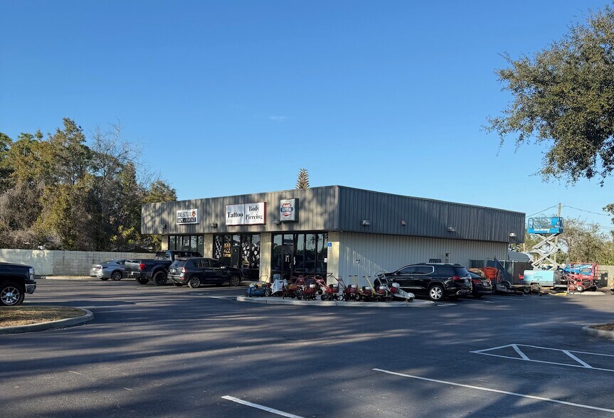 More Photos Of 103 E Boston Rd, Edgewater Freestanding For Lease