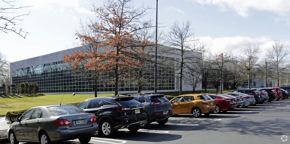 More Photos Of 5 Paragon Dr, Montvale Office For Lease