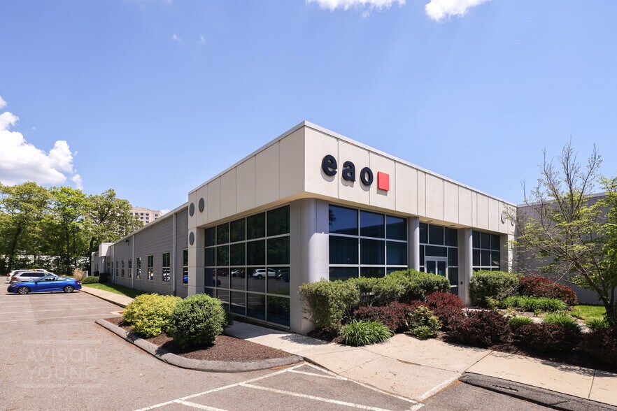 More Photos Of 1 Parrott Dr, Shelton Light Distribution For Sale