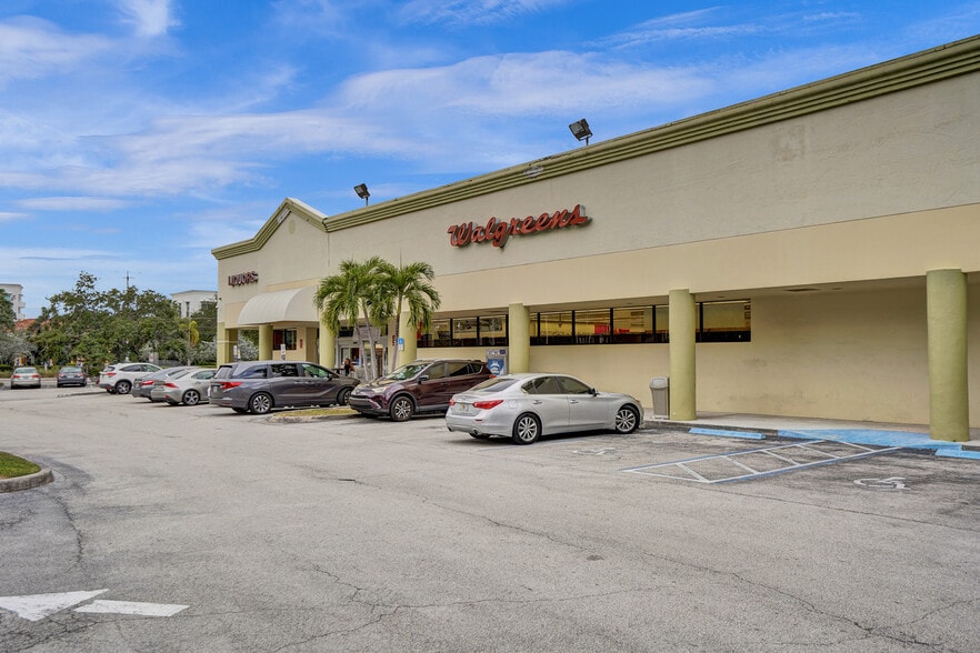 More Photos Of 6602-6606 N Federal Hwy, Fort Lauderdale Unknown For Lease