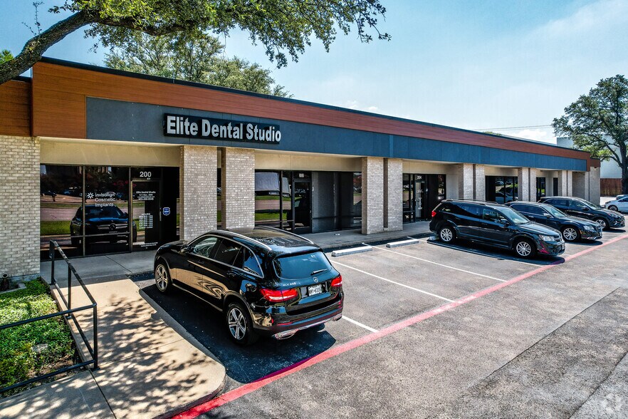 More Photos Of 13500 Midway Rd, Farmers Branch Unknown For Lease