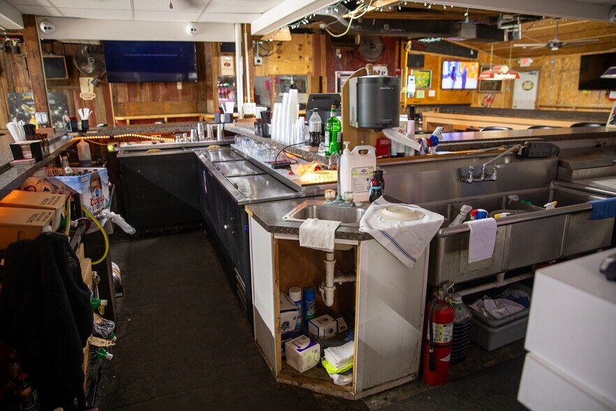 More Photos Of 22572 Bridgeville Hwy, Seaford Auto Dealership For Sale