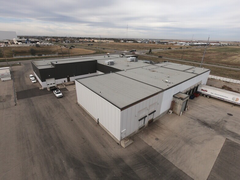 More Photos Of 2525 36th St N, Lethbridge Warehouse For Lease