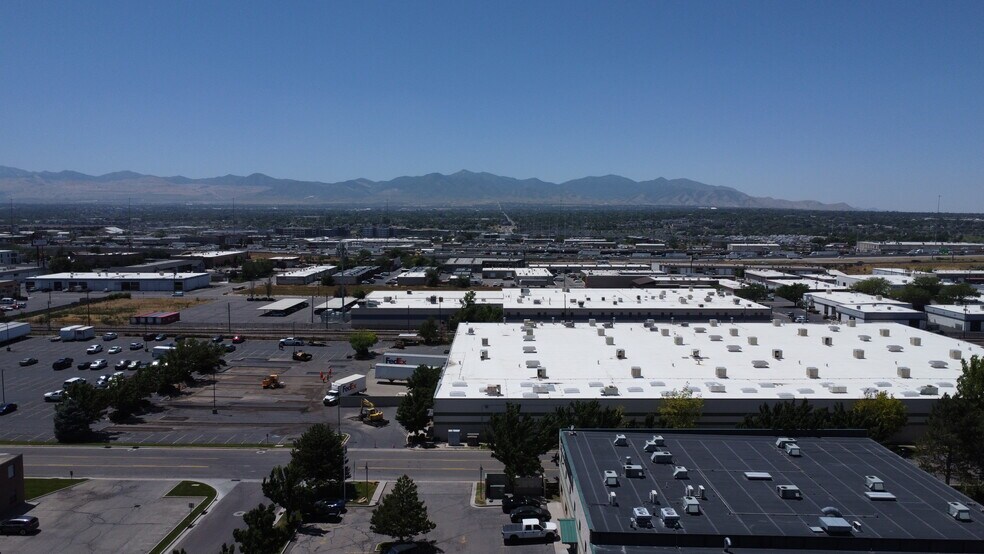 More Photos Of 7037 S High Tech Dr, Midvale Manufacturing For Sale