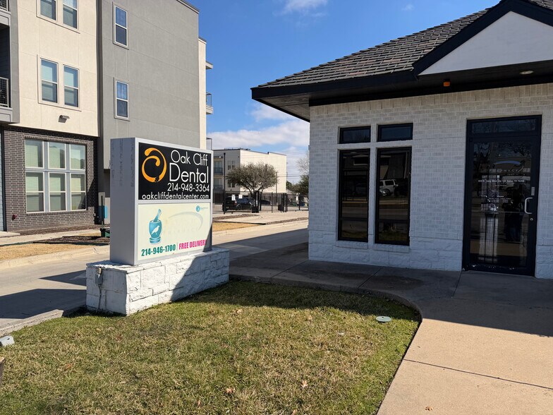 More Photos Of 820 N Zang Blvd, Dallas Medical For Sale