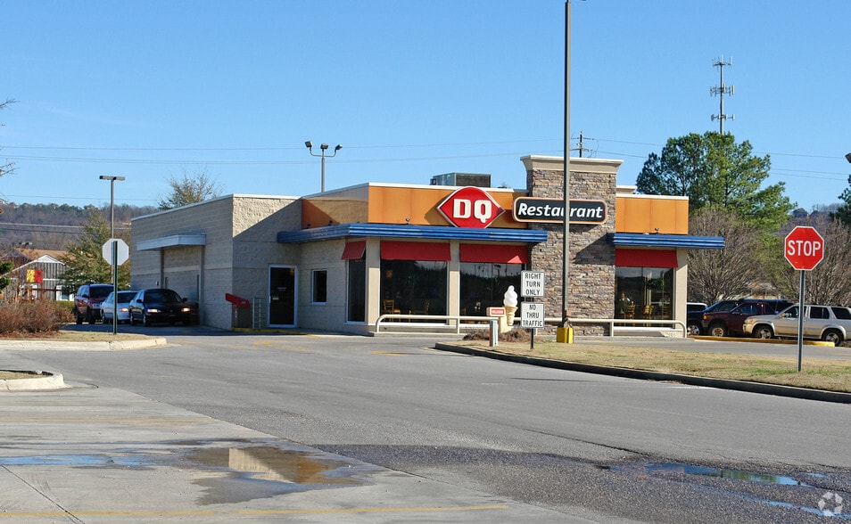 Primary Photo Of 5295 Highway 280, Birmingham Fast Food For Lease
