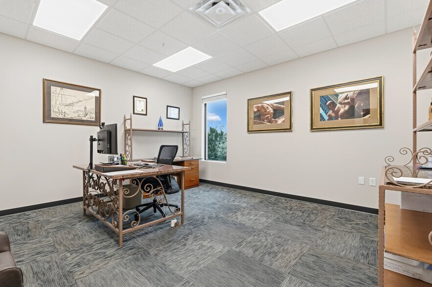 More Photos Of 131 S Country Club Rd, Lake Mary Office For Sale